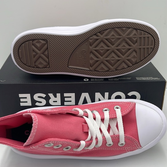 Converse WMNS High-Top Sneakers with Platform Sole A12302C CTAS MOVE HI
SNEAKY P - Picture 3 of 16